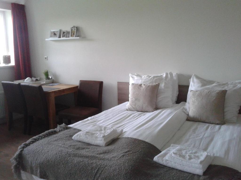 Bed and Breakfast Boerderij De Spijken Ammerzoden Habitación foto